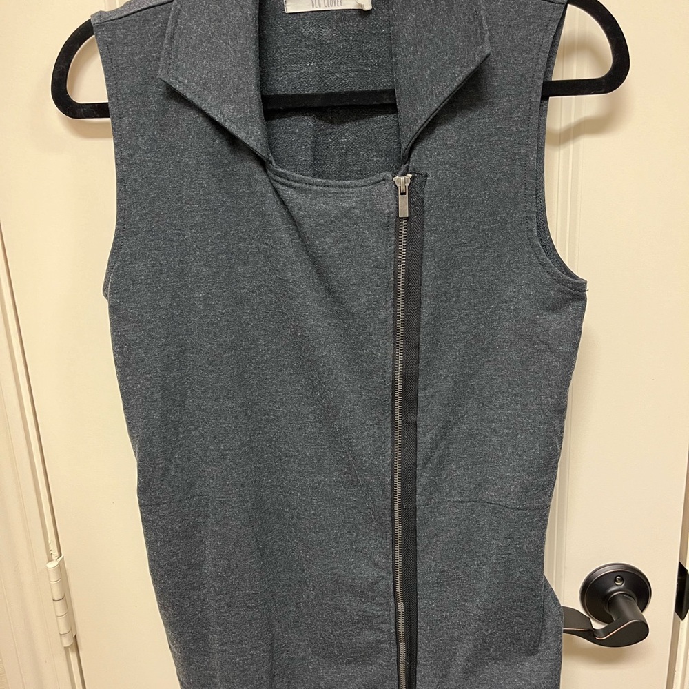 Blu Clover Vest size S